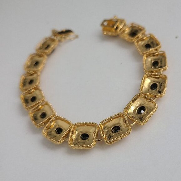 Luxurious Midnight Sapphire Bracelet - Picture 5 of 6